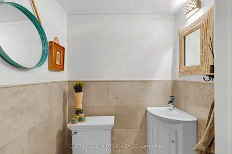 14 Street Vincent Street Barrie ON L4M 3Y2