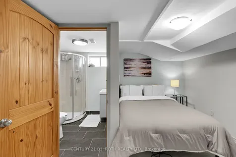 14 Street Vincent Street Barrie ON L4M 3Y2