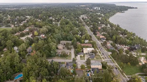 14 Street Vincent Street Barrie ON L4M 3Y2