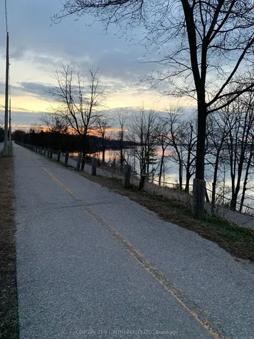 14 Street Vincent Street Barrie ON L4M 3Y2