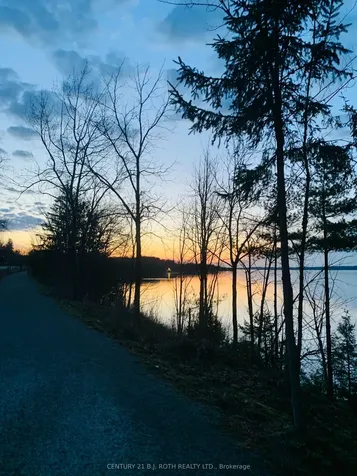 14 Street Vincent Street Barrie ON L4M 3Y2