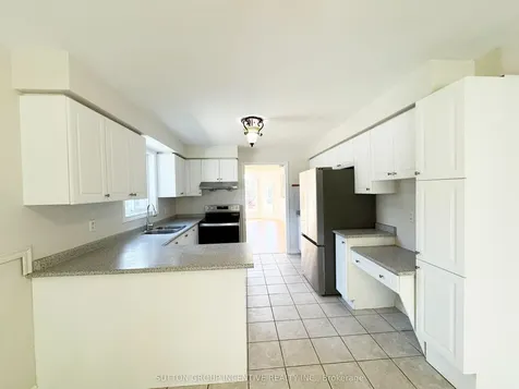 18 Forest Dale Drive Barrie ON L4M 6M7