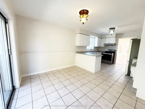 18 Forest Dale Drive Barrie ON L4M 6M7