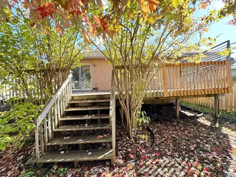 18 Forest Dale Drive Barrie ON L4M 6M7