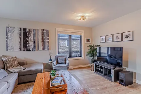 236 Pringle Drive Barrie ON L4N 0P4