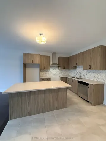 20 Sweet Cicely Street Springwater ON L9X 2C7