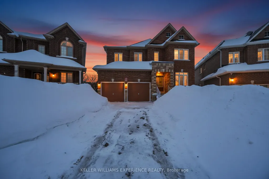 35 Muirfield Drive Barrie ON L4N 6J9