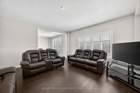 35 Muirfield Drive Barrie ON L4N 6J9