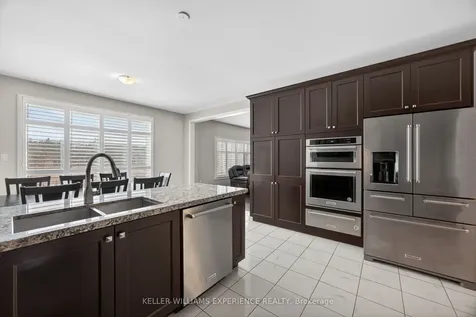 35 Muirfield Drive Barrie ON L4N 6J9