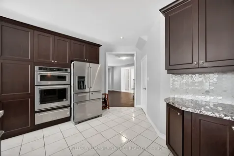 35 Muirfield Drive Barrie ON L4N 6J9