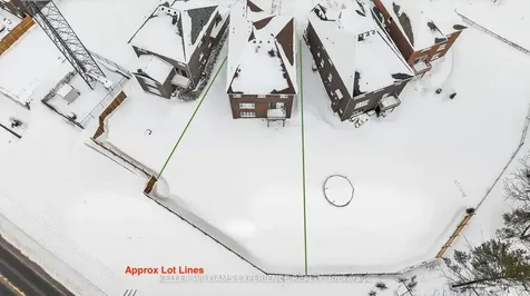 35 Muirfield Drive Barrie ON L4N 6J9