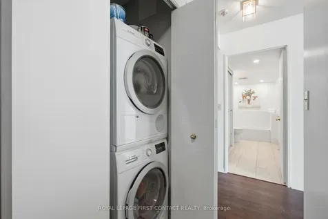 140 Dunlop Street E Barrie ON L4M 6H9
