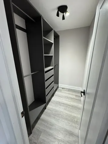 49 Catherine Drive Barrie ON L4N 0Y5