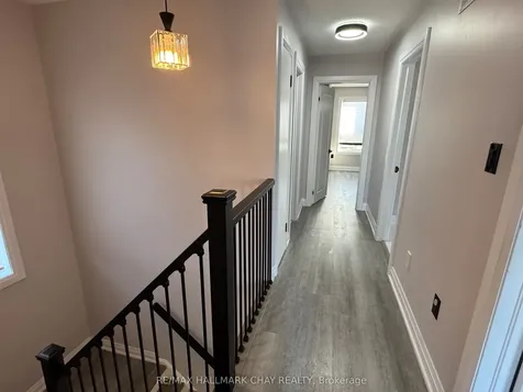 49 Catherine Drive Barrie ON L4N 0Y5