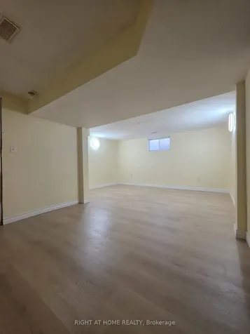 75 Corbett Drive Barrie ON L4M 5V5