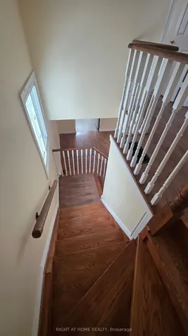 75 Corbett Drive Barrie ON L4M 5V5