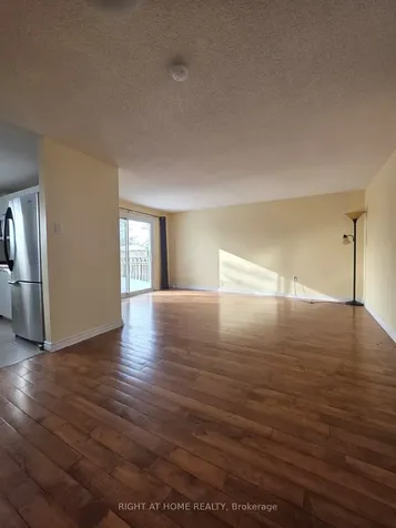 75 Corbett Drive Barrie ON L4M 5V5