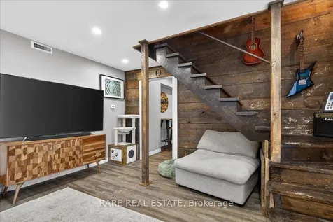 119 Essa Road Barrie ON L4N 3K8