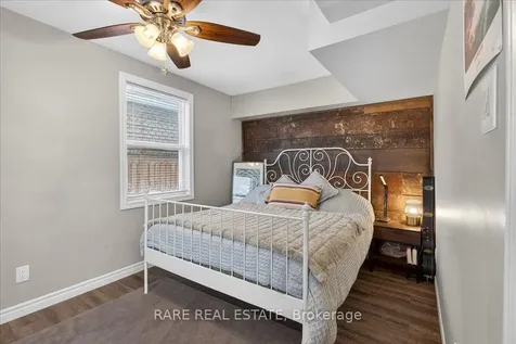 119 Essa Road Barrie ON L4N 3K8