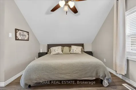 119 Essa Road Barrie ON L4N 3K8