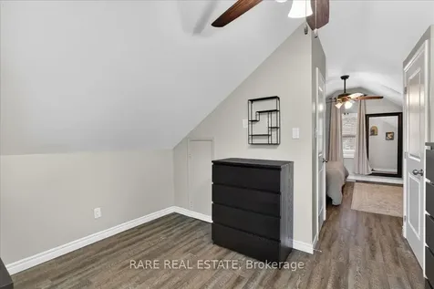 119 Essa Road Barrie ON L4N 3K8