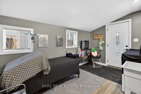 119 Essa Road Barrie ON L4N 3K8