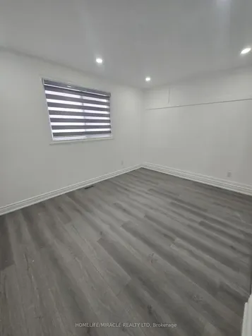 3 Sylvia Street Barrie ON L4M 5J3