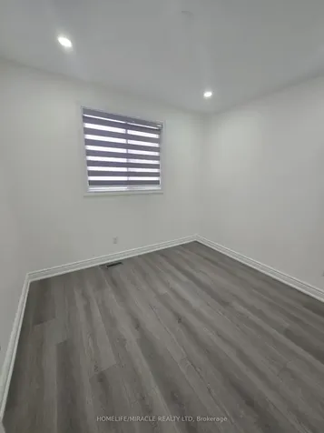 3 Sylvia Street Barrie ON L4M 5J3