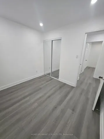 3 Sylvia Street Barrie ON L4M 5J3