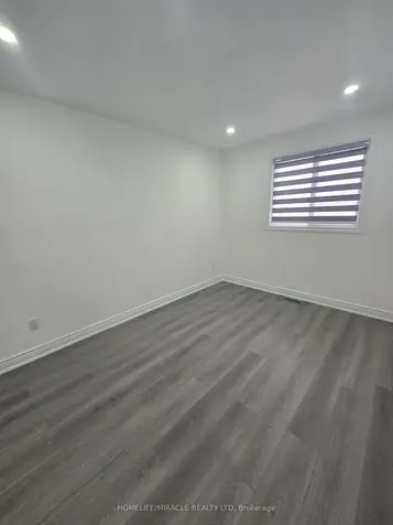 3 Sylvia Street Barrie ON L4M 5J3