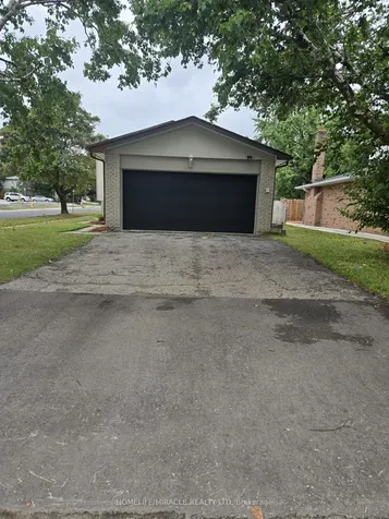 3 Sylvia Street Barrie ON L4M 5J3