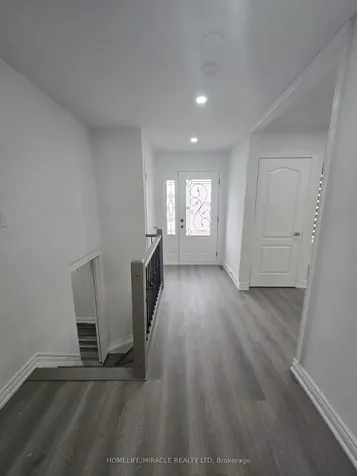 3 Sylvia Street Barrie ON L4M 5J3