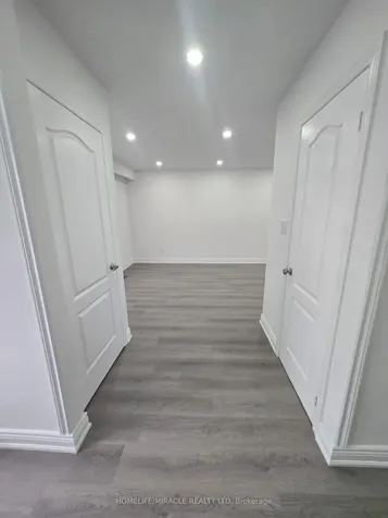 3 Sylvia Street Barrie ON L4M 5J3