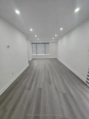 3 Sylvia Street Barrie ON L4M 5J3