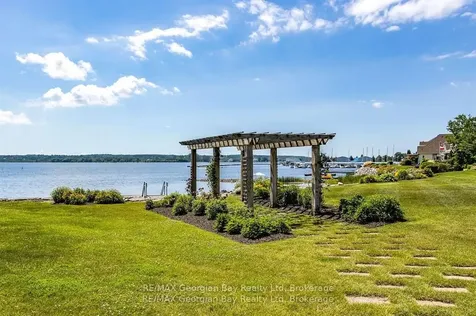 210 Wycliffe Cove N/a Tay ON L0K 2A0