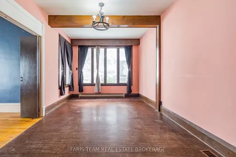 170 Kempenfelt Drive Barrie ON L4M 1C2