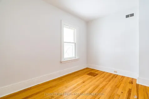 170 Kempenfelt Drive Barrie ON L4M 1C2