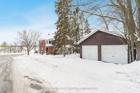 170 Kempenfelt Drive Barrie ON L4M 1C2