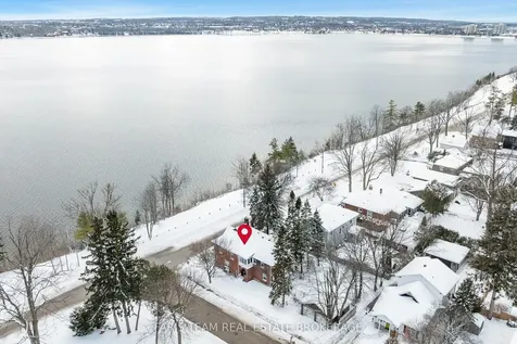 170 Kempenfelt Drive Barrie ON L4M 1C2