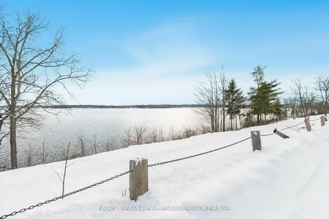 170 Kempenfelt Drive Barrie ON L4M 1C2