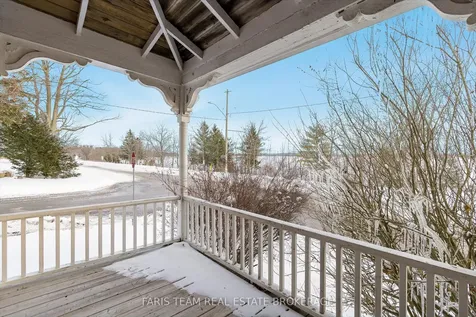 170 Kempenfelt Drive Barrie ON L4M 1C2