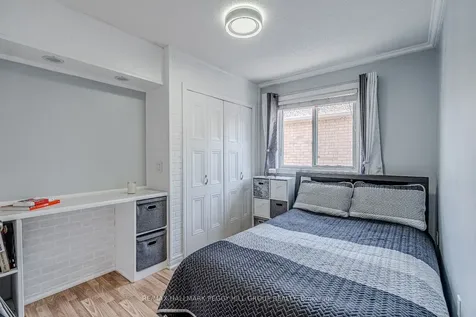 68 Coughlin Road Barrie ON L4N 0L5