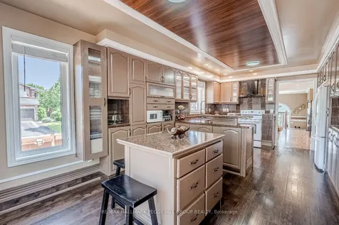 68 Coughlin Road Barrie ON L4N 0L5