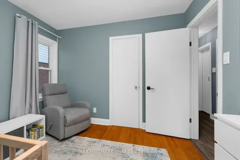 97 Napier Street Barrie ON L4M 1W6