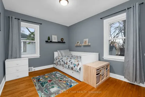 97 Napier Street Barrie ON L4M 1W6