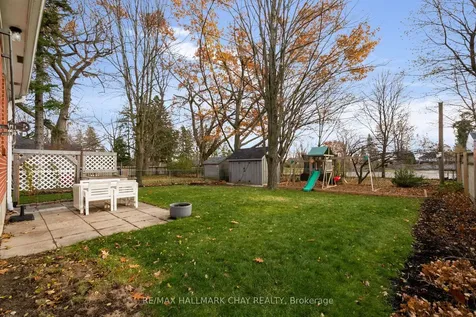 97 Napier Street Barrie ON L4M 1W6