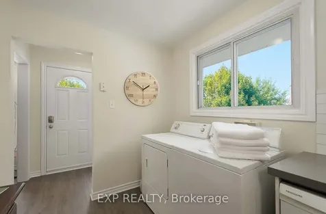 22A Bernick Drive Barrie ON L4M 5J5