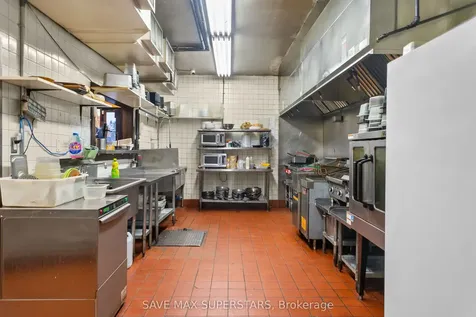 353 Duckworth Street Barrie ON L4M 5C2