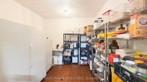 353 Duckworth Street Barrie ON L4M 5C2