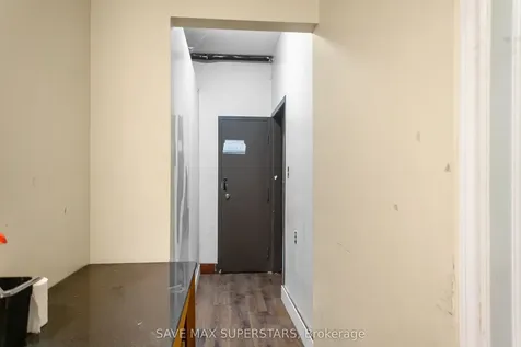 353 Duckworth Street Barrie ON L4M 5C2